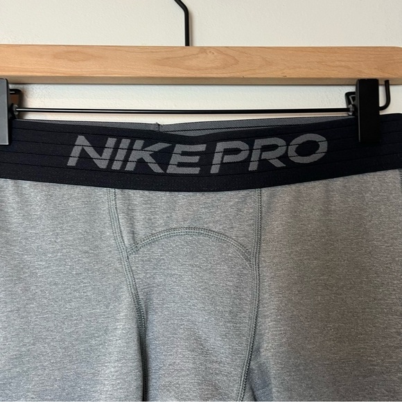 Nike Pro Gray Cropped Running Tights Medium - Picture 6 of 8
